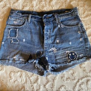 Lucky Brand high rise smile patch denim shorts 🙂
